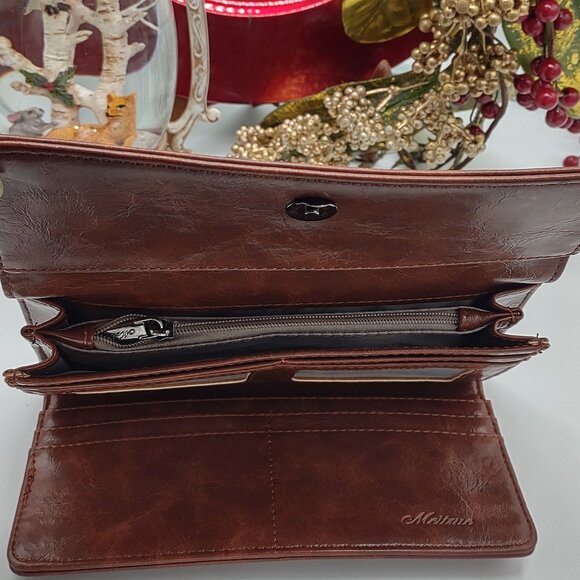 Women's Leather RFID Blocking Trifold Wallet with Embossed Design - Picture 2 of 7